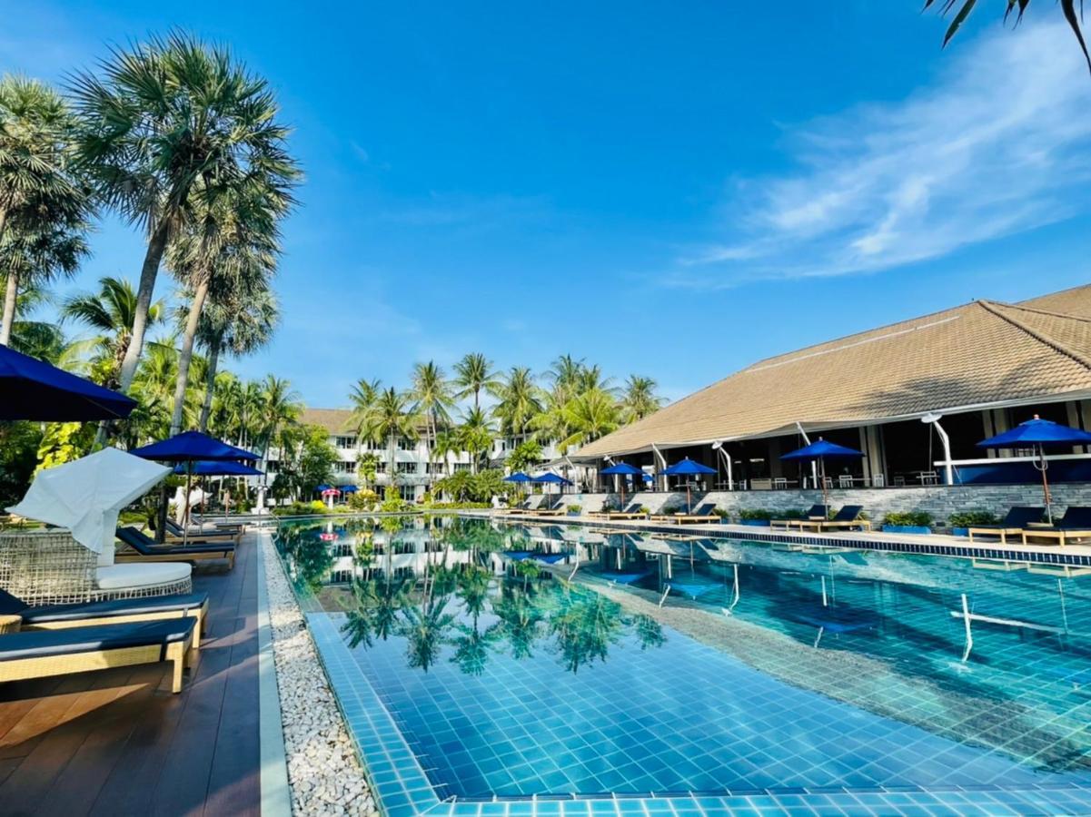 Nh Boat Lagoon Phuket Resort Екстериор снимка