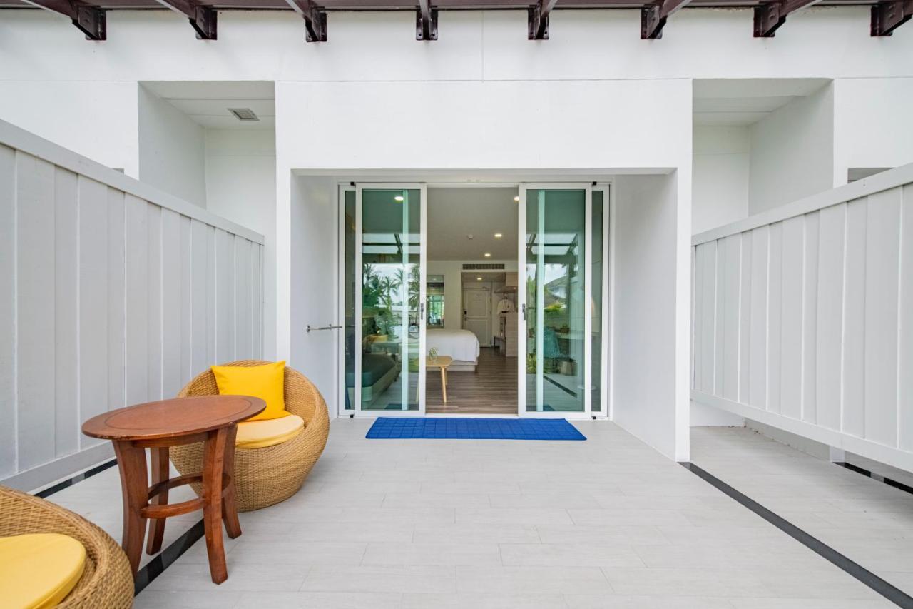 Nh Boat Lagoon Phuket Resort Екстериор снимка