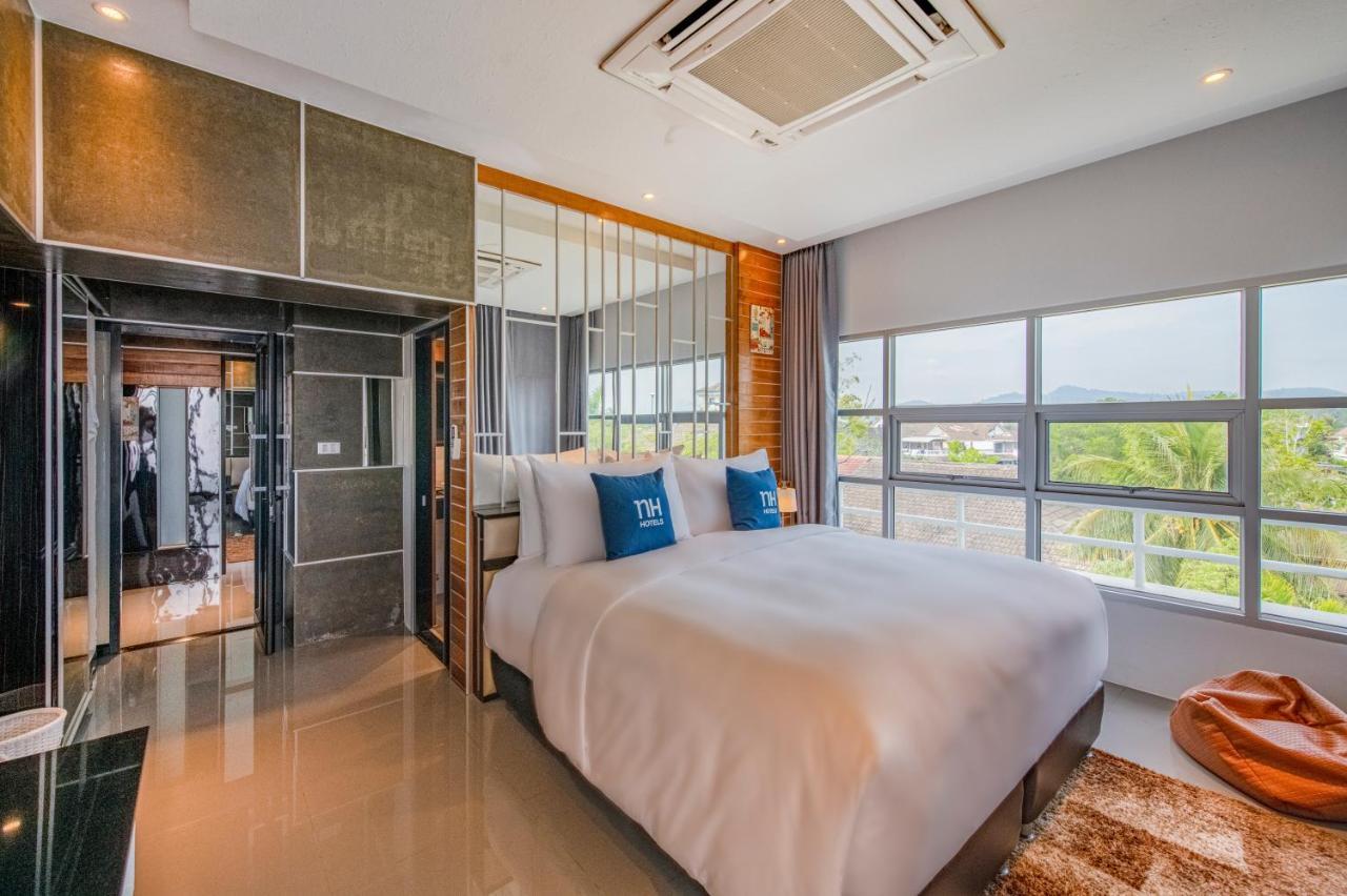 Nh Boat Lagoon Phuket Resort Екстериор снимка